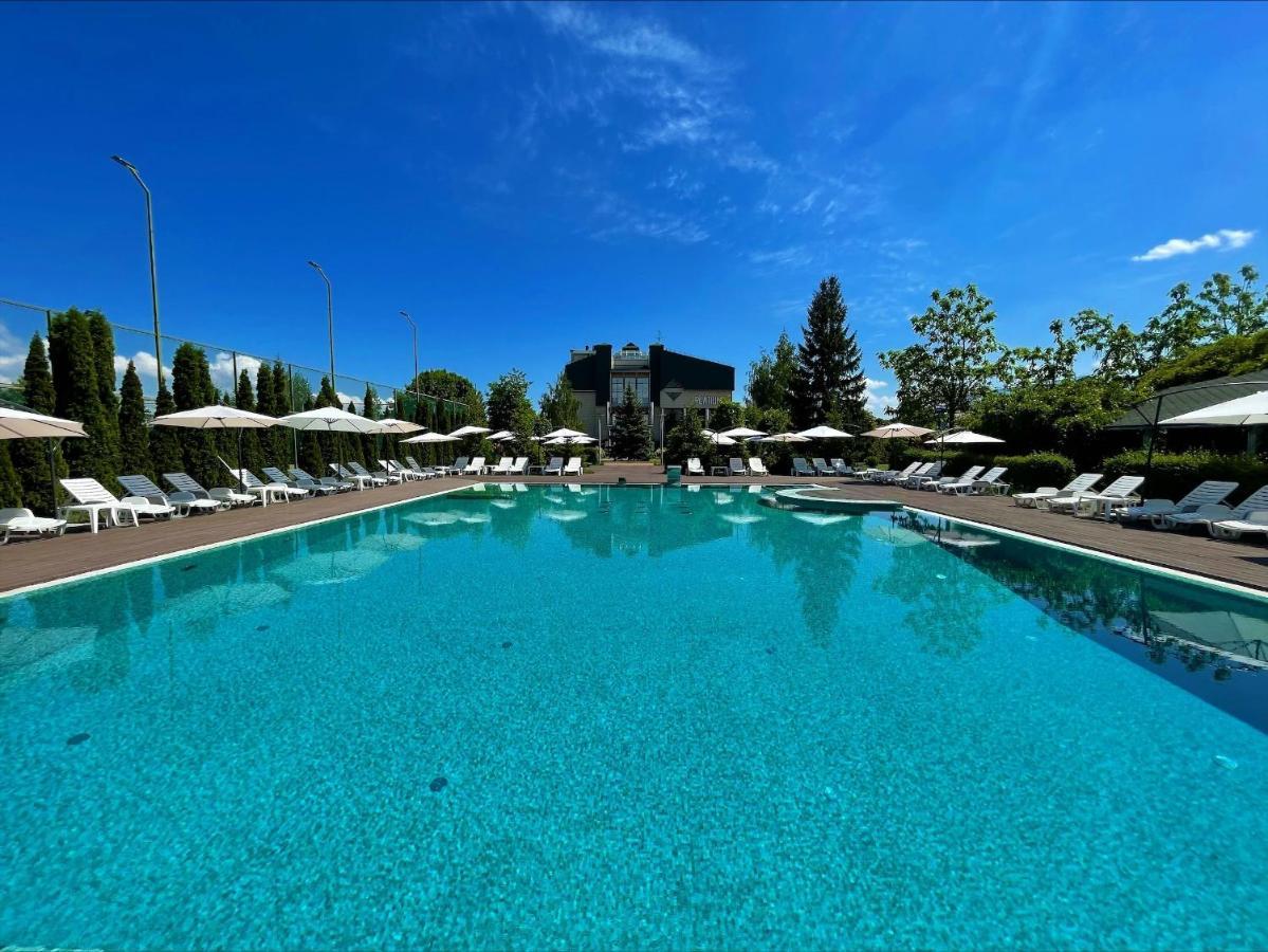 Platium Spa&Resort Kozyn 외부 사진