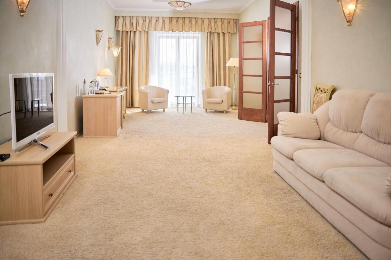 Platium Spa&Resort Kozyn 외부 사진